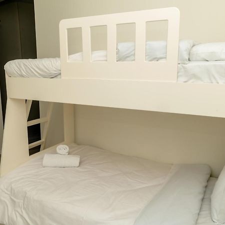 Hotel George Korcza Zewnętrze zdjęcie