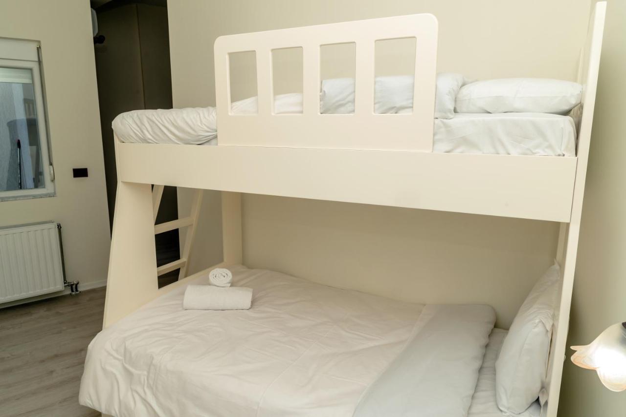 Hotel George Korcza Zewnętrze zdjęcie