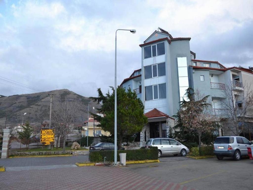 Hotel George Korcza Zewnętrze zdjęcie